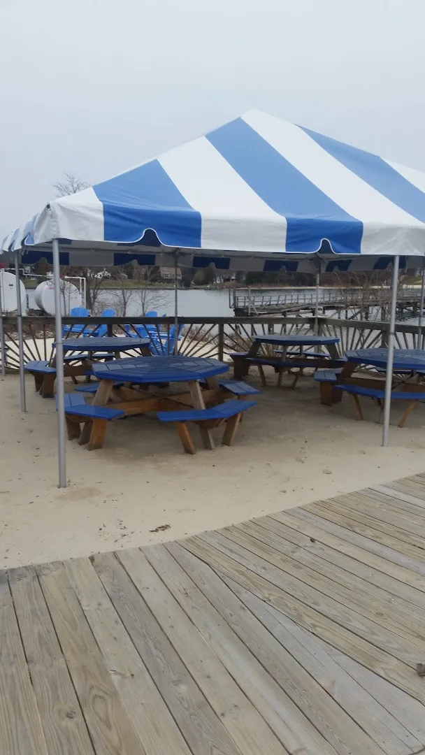 Stoney's Seafood House at Clarke's Landing